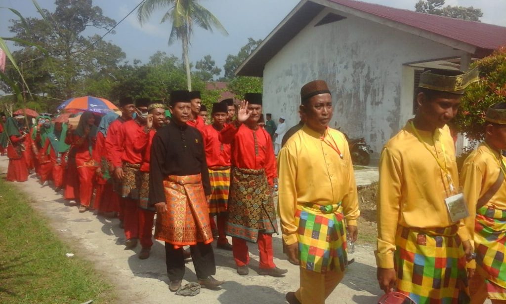 23 Desa Kecamatan Bantan Mengikuti Pawai Taaruf Dalam Rangka MTQ Tingkat Kecamatan