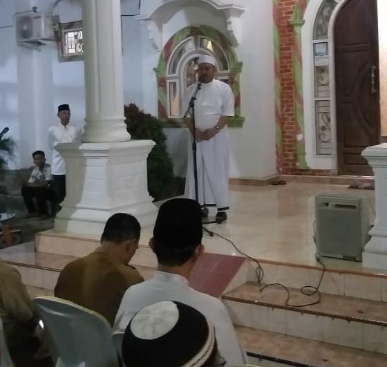 Tunaikan Ibadah Haji, Bupati Kampar Pamitan Dengan Masyarakat Desa Sei Lambu Makmur