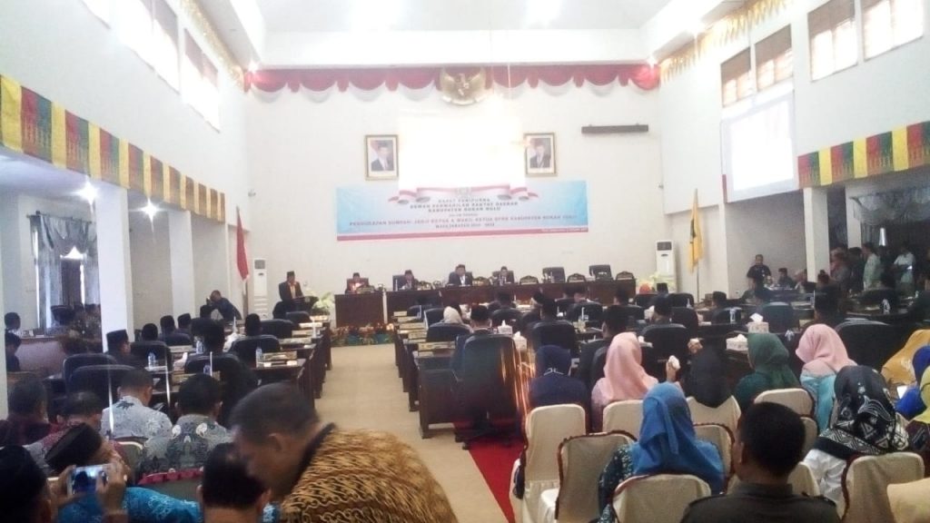 Rapat Paripurna DPRD Dalam Rangka Pengucapan Sumpah/janji Ketua dan Wakil Ketua DPRD Kabupaten Rohul