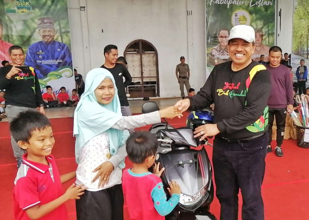 Ikuti Jalan Santai IRT Ini Dapat Motor