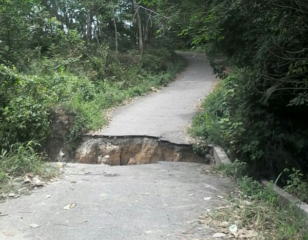 Jalan Abadi Sorek Satu Sudah 3 Bulan Terputus