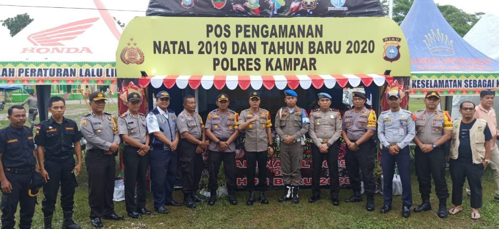 Kapolres Kampar Cek Pos Pam Ops Lilin 2019 dan Tinjau Arus Lalin di Jalan Lintas Riau – Sumbar