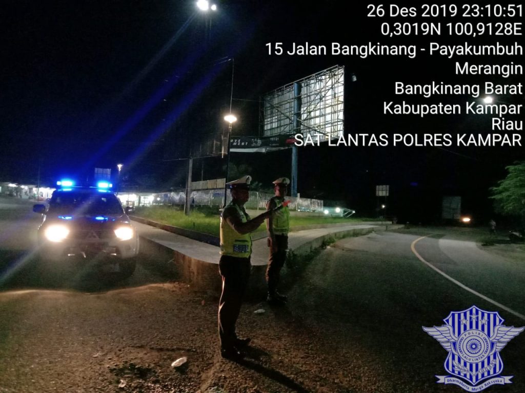 Satlantas Polres Kampar Turunkan Tim Urai Macet di Jalan Lintas Riau – Sumbar