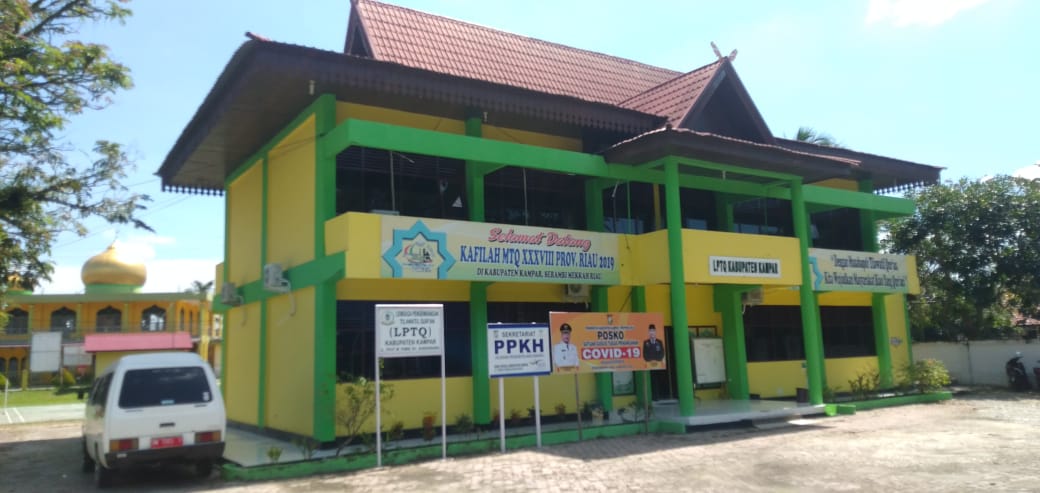 Gedung LPTQ Pusat Informasi Penanganan Covid-19 Kampar