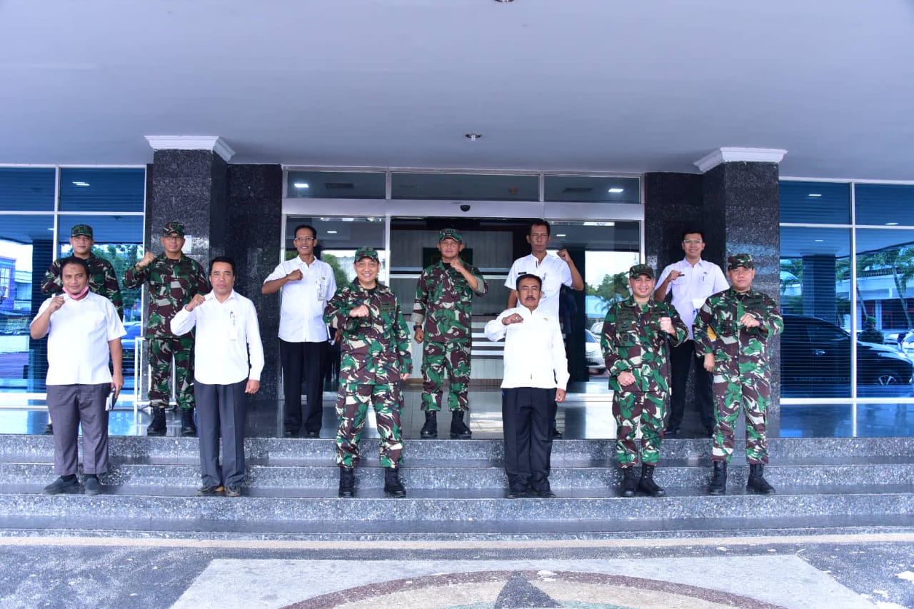 Brigjen TNI Gamal Haryo Putro Beserta Rombongan Ke Negeri Junjungan Menjalankan Tugas Negara Memantau Koramil 01/ Serta Silaturahmi