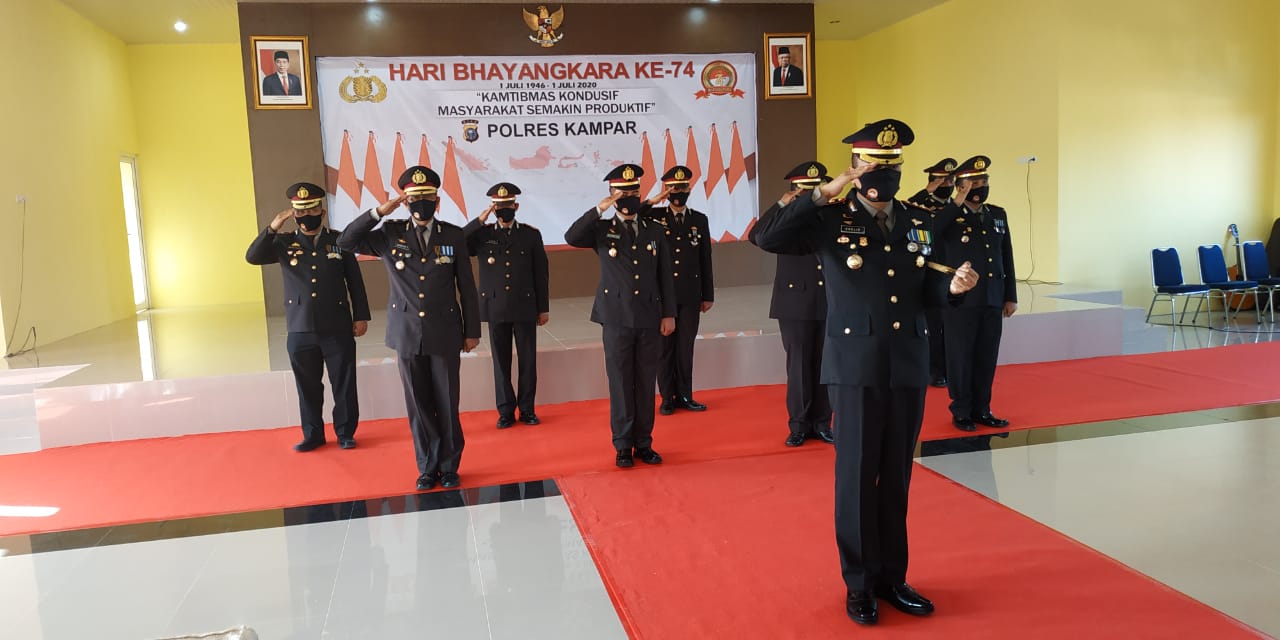 Kapolres Kampar dan Pejabat Utama Polres Ikuti Upacara Virtual Hari Bhayangkara Ke-74