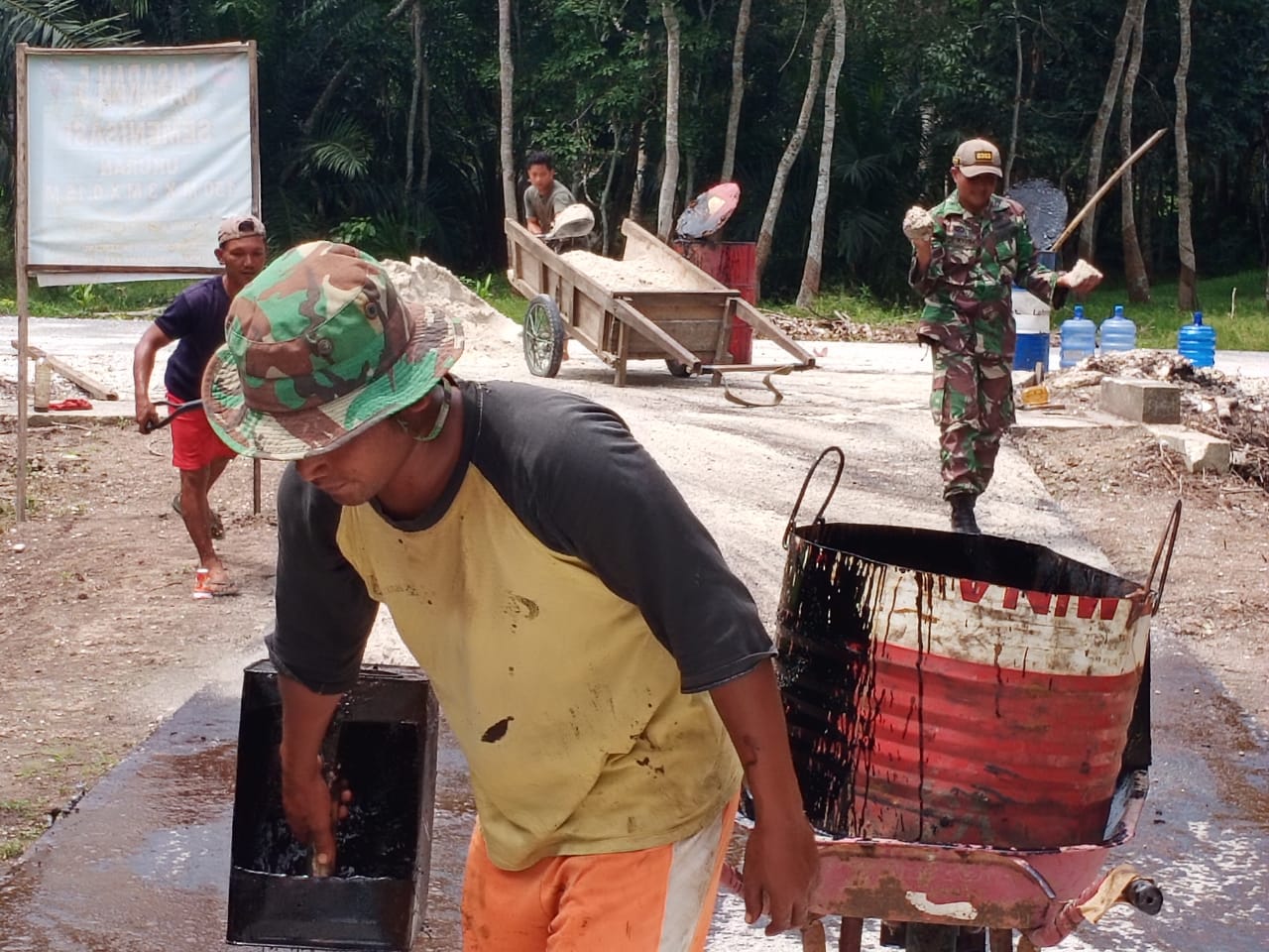 Terwujudnya Jalan Menjadi Bagus Berkat Kerja Sama Dengan TMMD KODIM 0303 Bengkalis