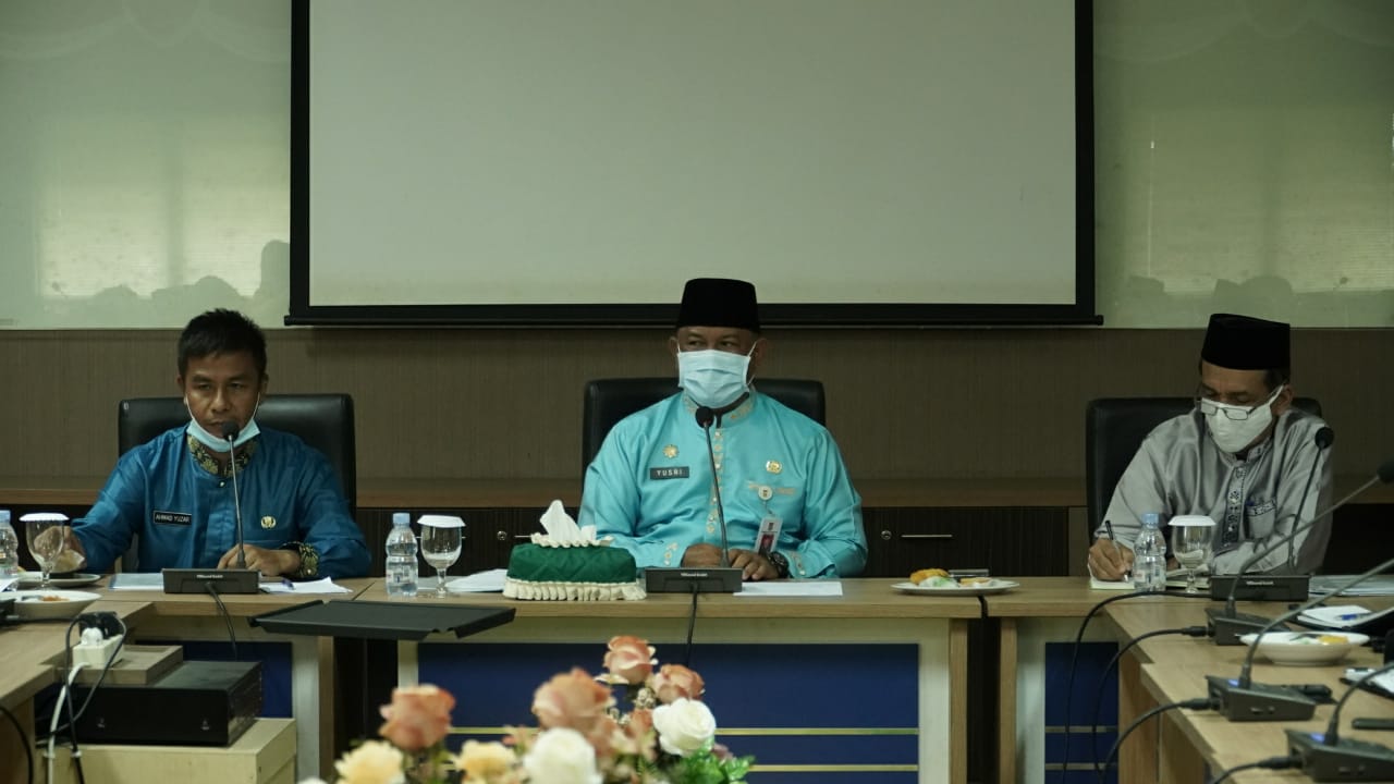 Bupati Kampar Pimpin Rapat Hari Jadi Riau Ke 65 Dan HUT RI Ke 75 Tahun 2020