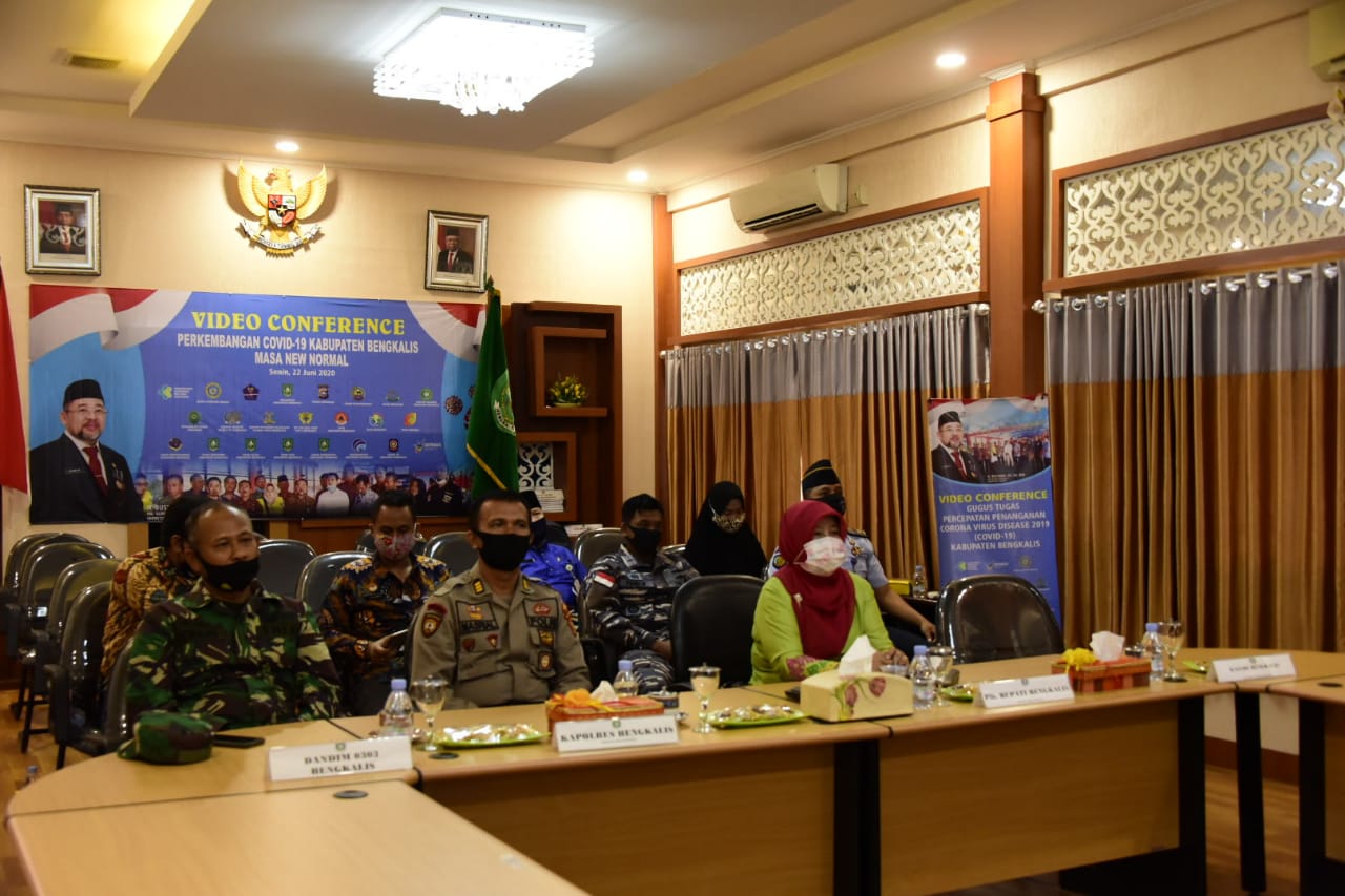 Plh. Bupati mengikuti video converence penyampaian pidato kenegaraan HUT ke-75 Kemerdekaan RI