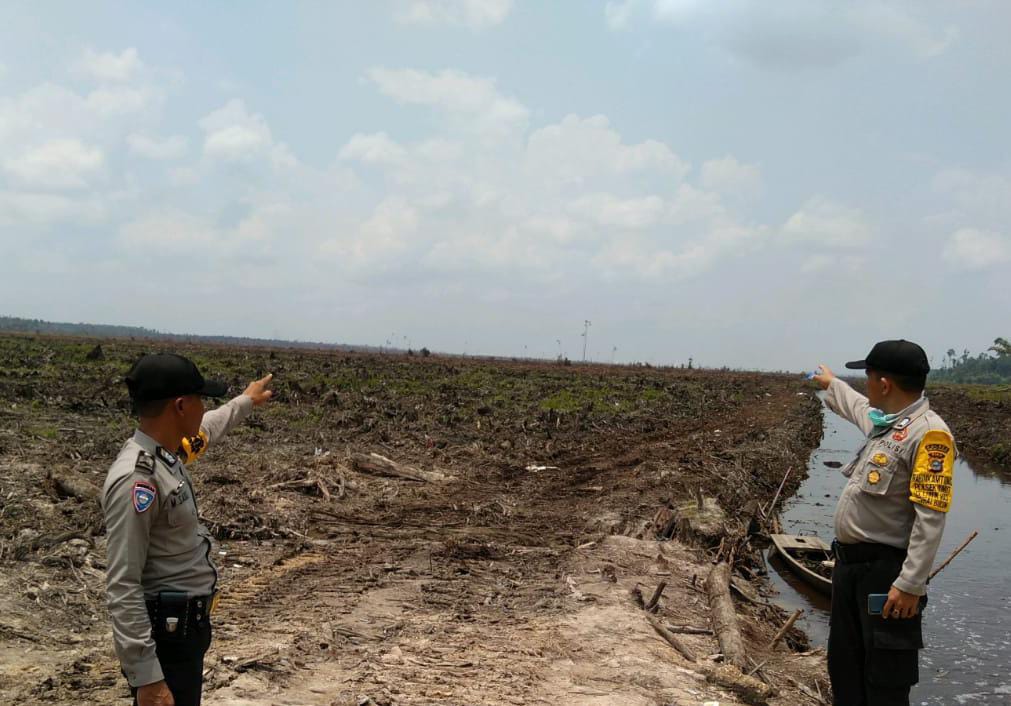 Polsek Bunut Polres Pelalawan Giat Rutin Patroli Kebakaran Hutan dan Lahan