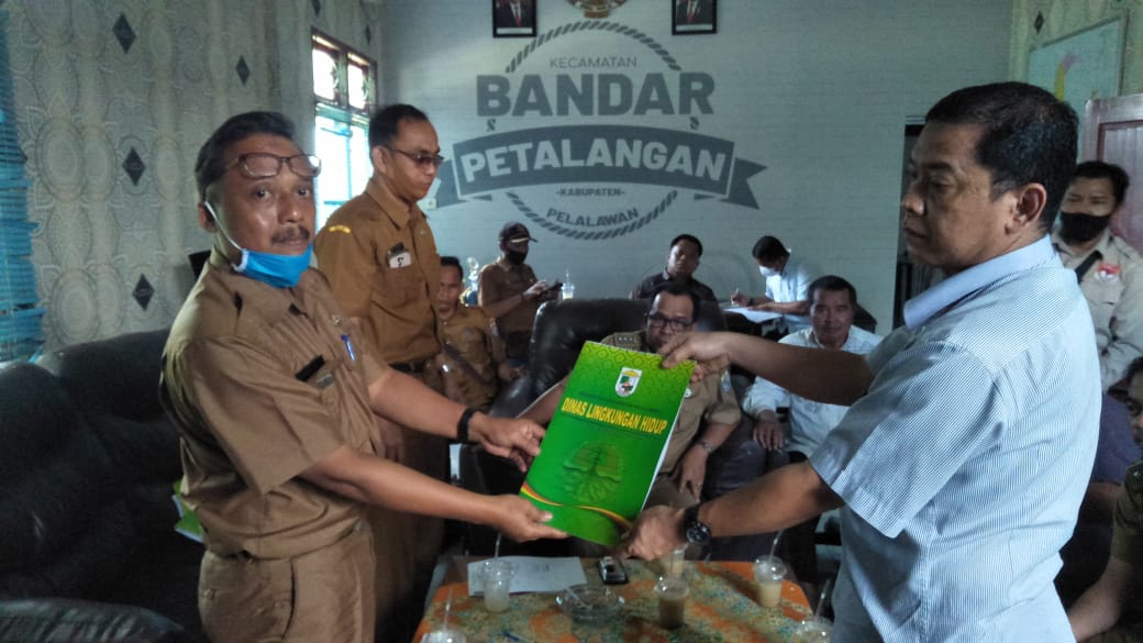 DLH Kabupaten Pelalawan Sampaikan Hasil Laborotorium Sampel Air Limbah Dari PKS PT.Serikat Putra Yang Mengalir Ke Sungai Kerumutan