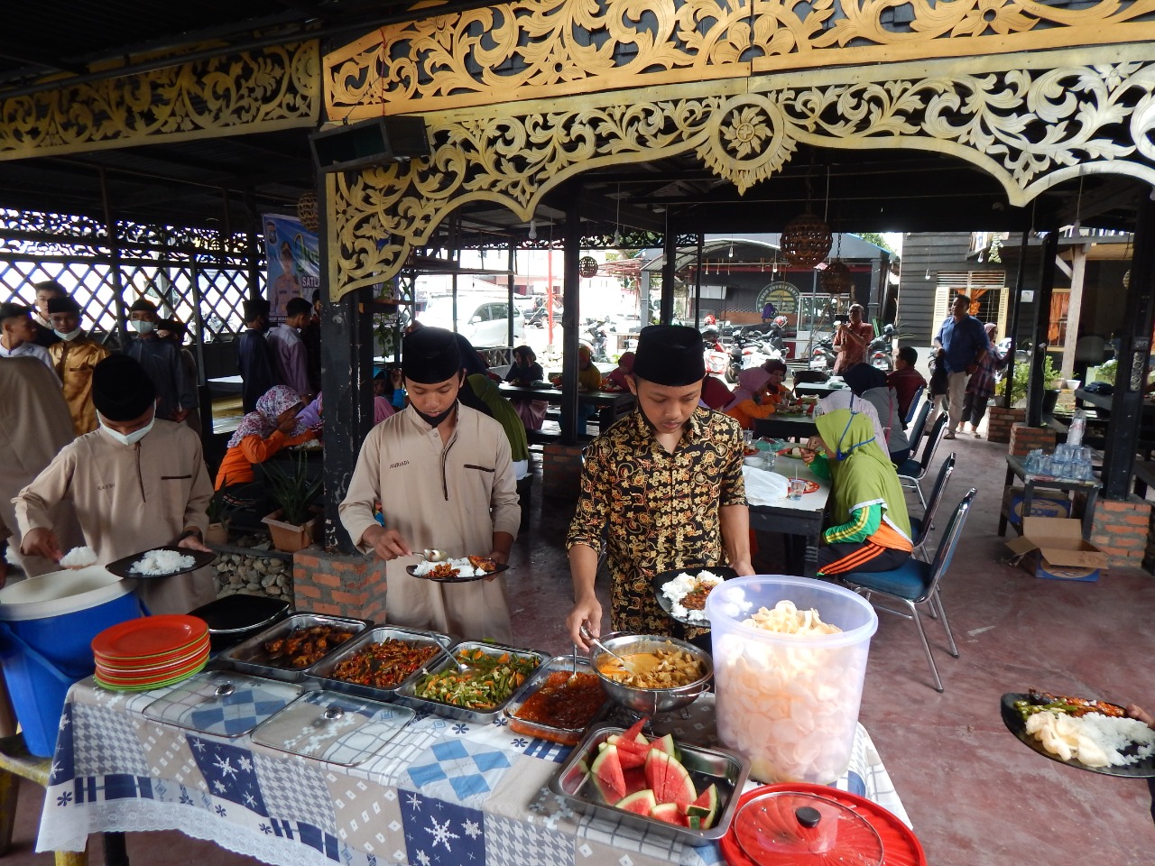 Jumat Barokah Satreskrim Polres Kampar Hari ini, Sediakan Makan Siang untuk Anak Yatim dan Dhuafa