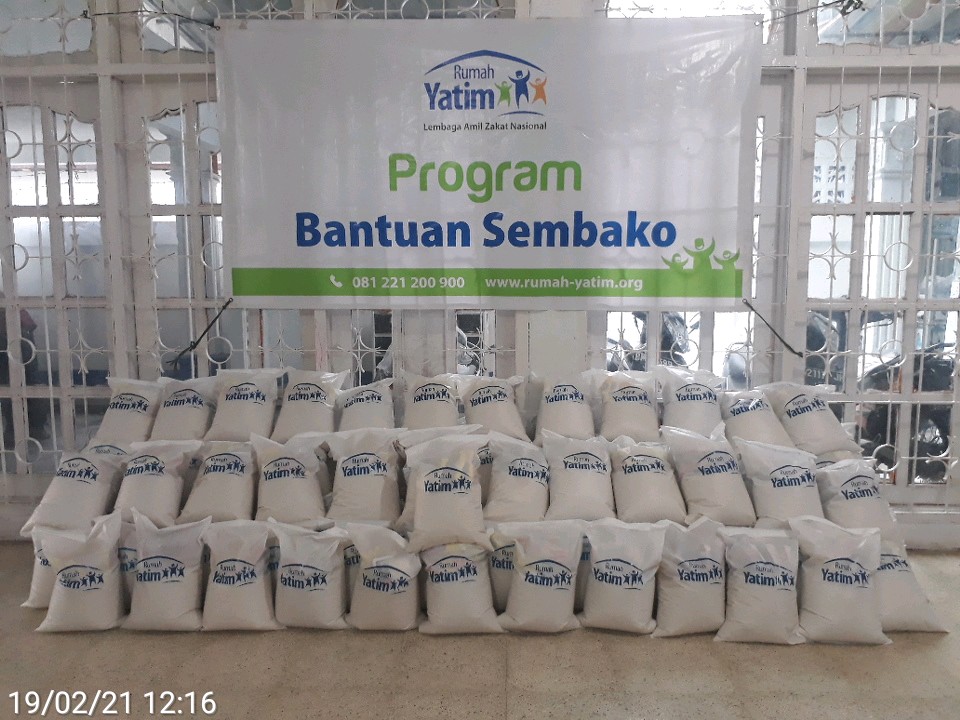 Rumah Yatim Persiapkan 100 Paket Bantuan Bahan Pokok untuk Warga Prasejahtera Riau