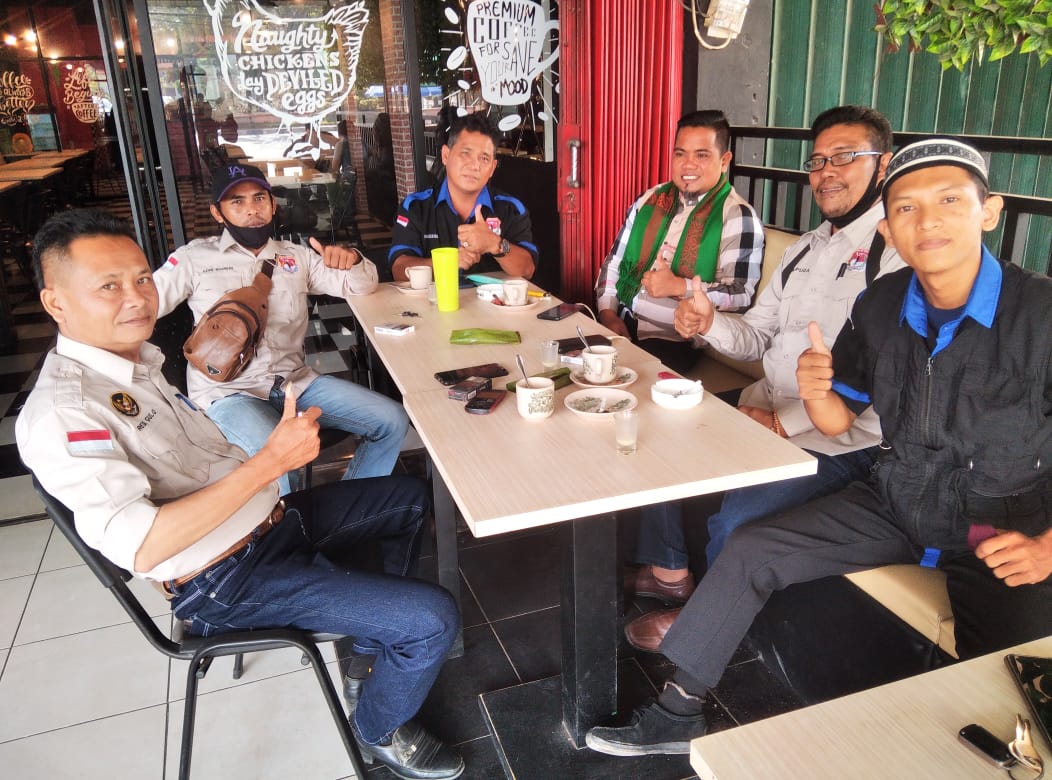 PJI Pelalawan Ngopi  Bareng Bersama Bupati Pelalawan Terpilih,. Begini Kata Bupati