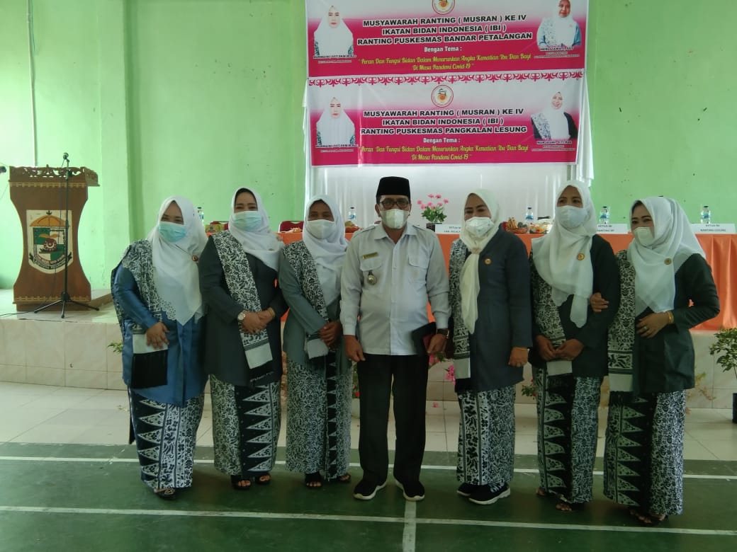 Camat Bandar Petalangan Hadiri Kegiatan Musyawarah Ranting IV IBI Puskesmas Bandar Petalangan Dan Puskesmas Pangkalan Lesung