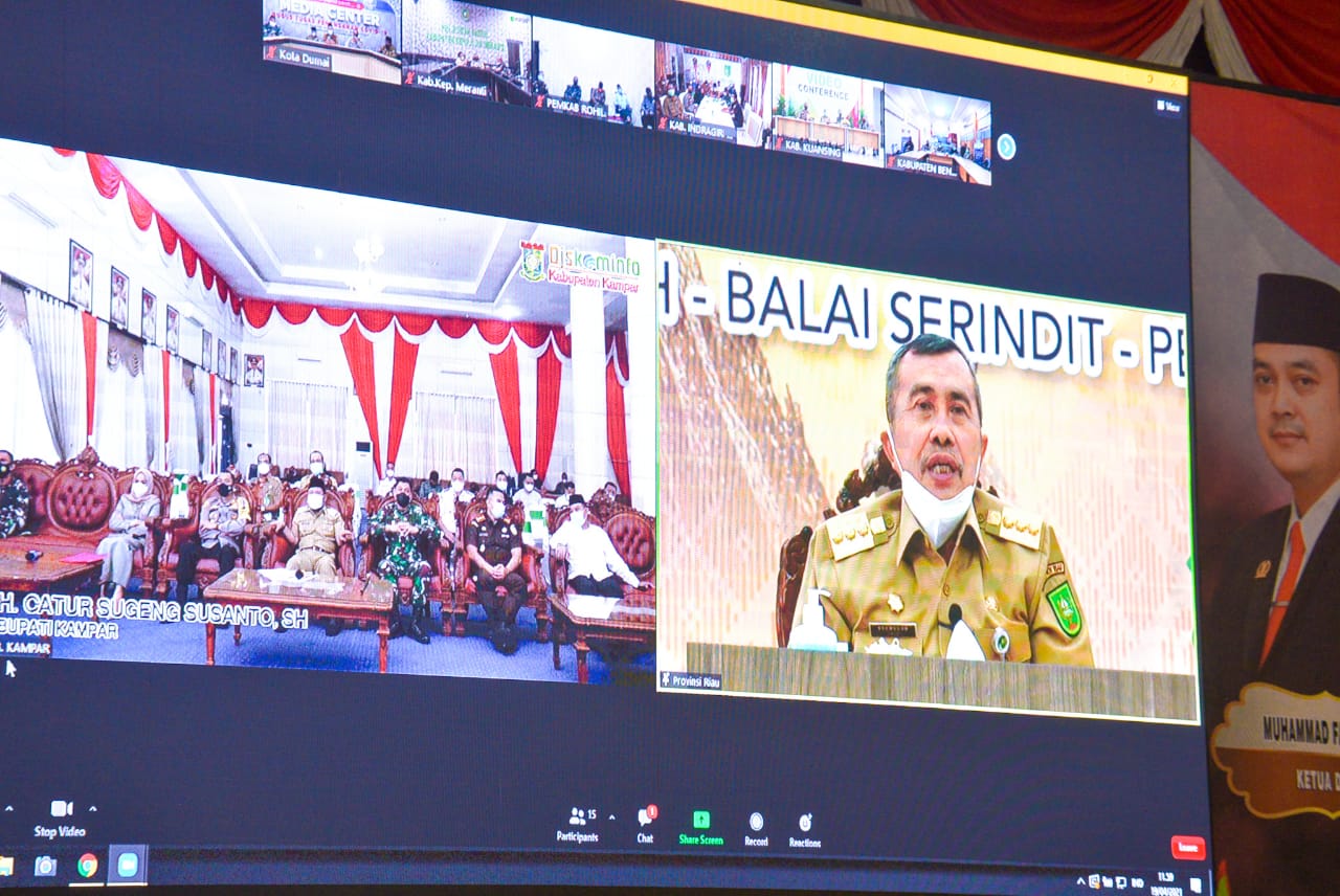 Bupati Ikuti Video Conference Rakor Penanganan Covid-19 Dengan Gubernur Riau