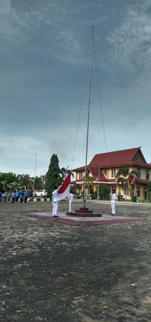 Upacara Bendera HUT RI Ke-76 Tingkat Kecamatan Pangkalan Lesung