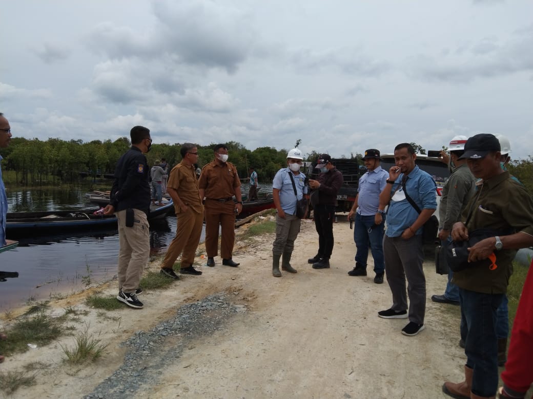 Normalisasi Sungai Kerumutan,DLHK Survei Lokasi Bersama 7 Perusahaan Di Kecamatan Kerumutan