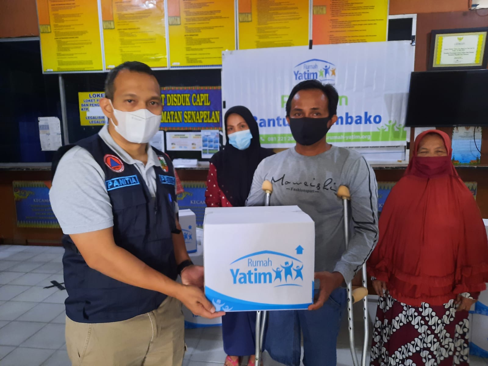 Rumah Yatim Bagikan Bantuan Kemanusiaan Untuk Warga Prasejahtera Senapelan Pekanbaru