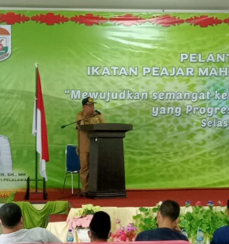 Camat Langgam Hadiri Pelantikan Pengurus Ikatan Pelajar Mahasiswa Kecamatan Langgam Periode 2021/2023