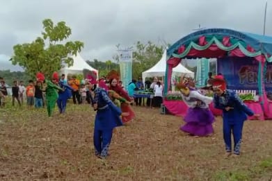 Bupati Singkil Dulmusrid Menghadiri Festival Penyu