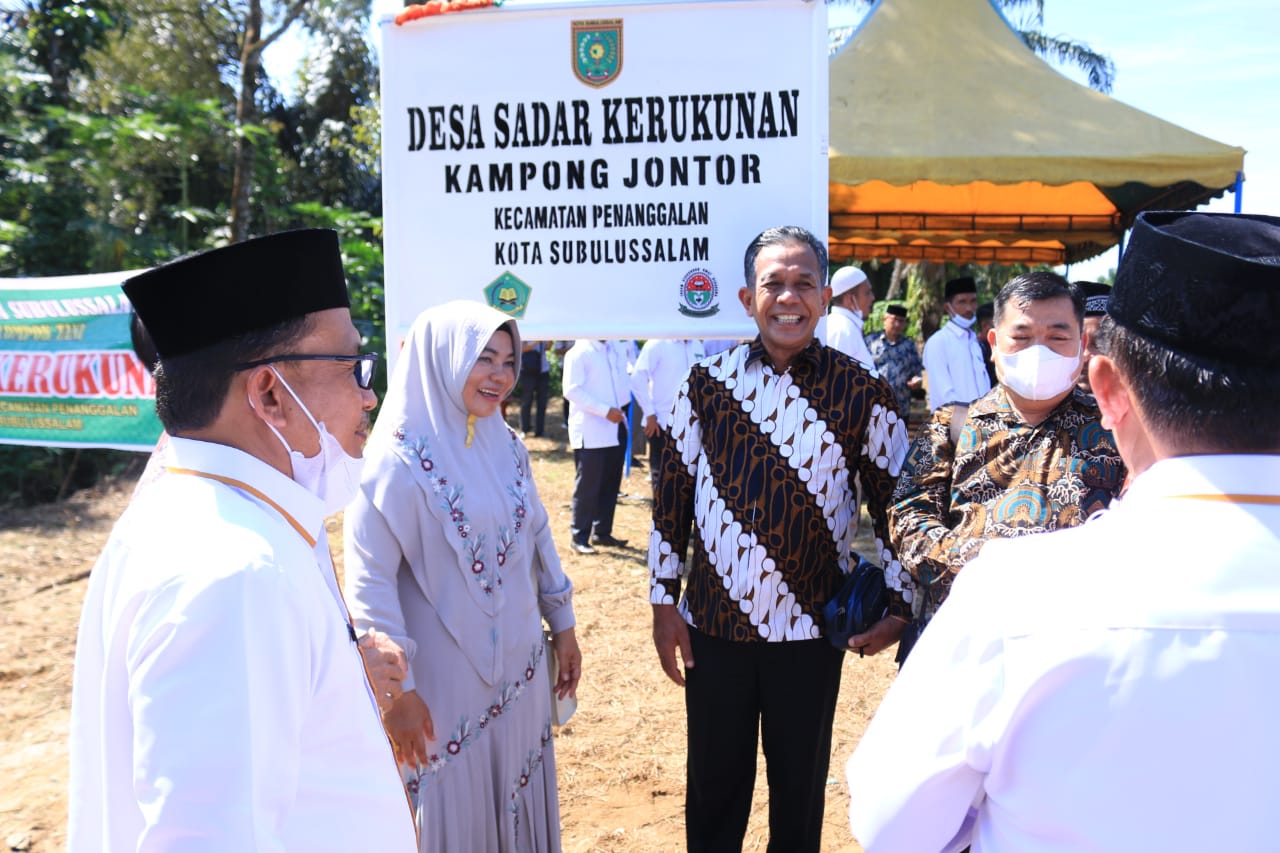 H.Affan Alfian Bintang,S.E meresmikan Desa Sadar Kerukunan Kampong Jontor