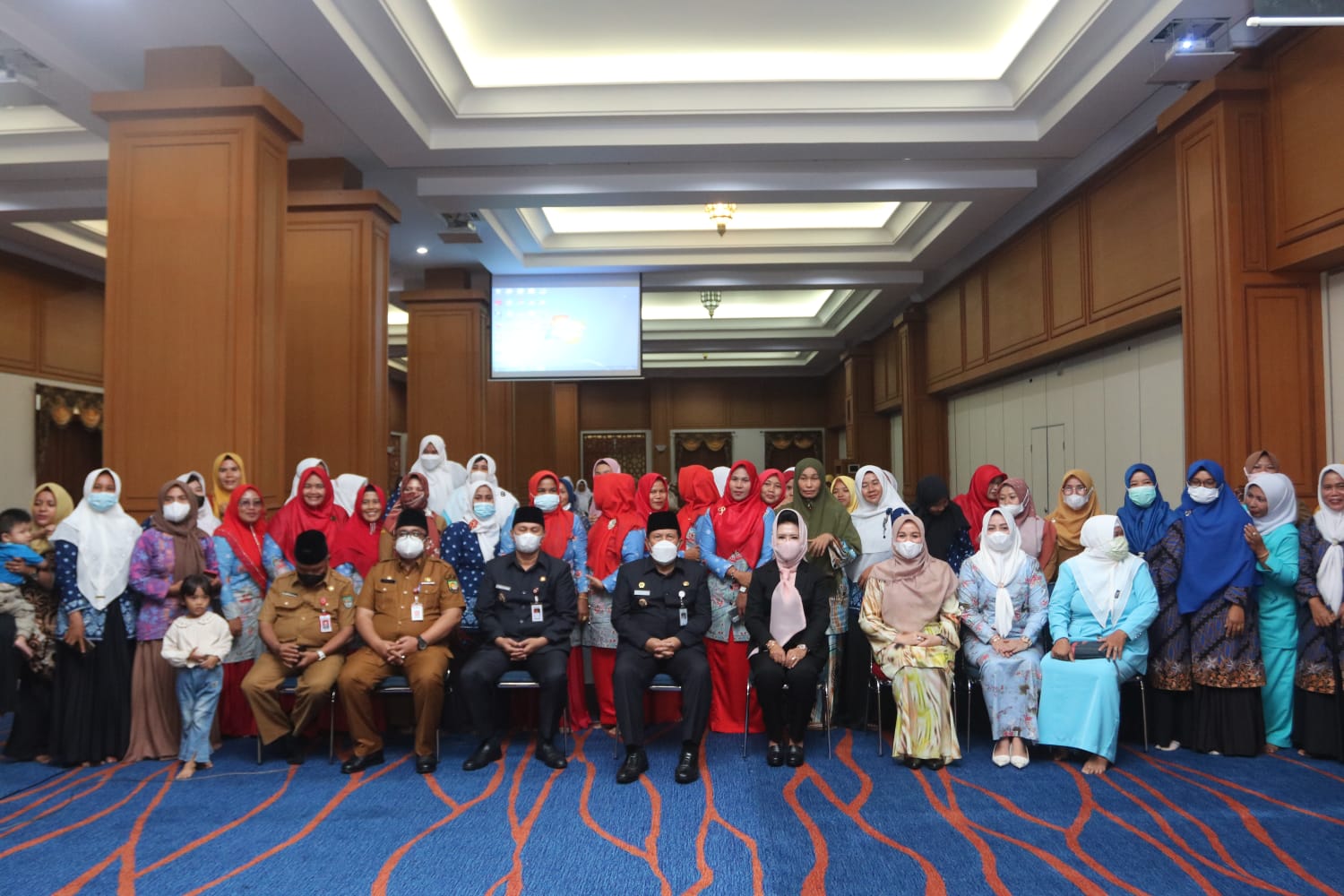 Workshop Guru Kreatif Literasi Baca Tulis dan Numerasi, Secara Resmi Ditutup oleh Bupati Rohul H.Sukiman