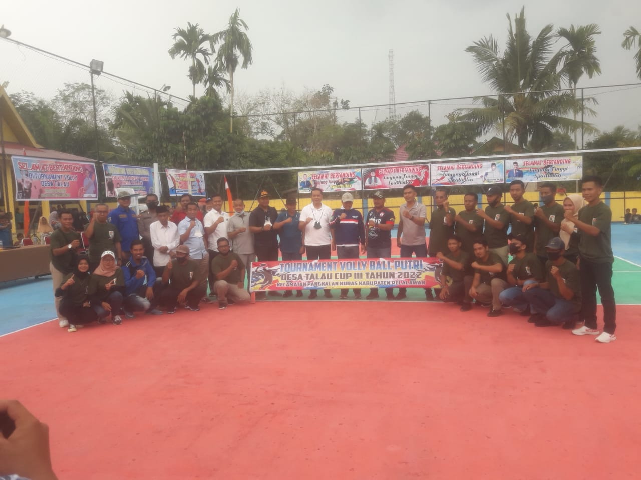 Humas PT Musim Mas Hadiri Pembukaan Tournamen Bola Volly Putri Cup lll Desa Talau