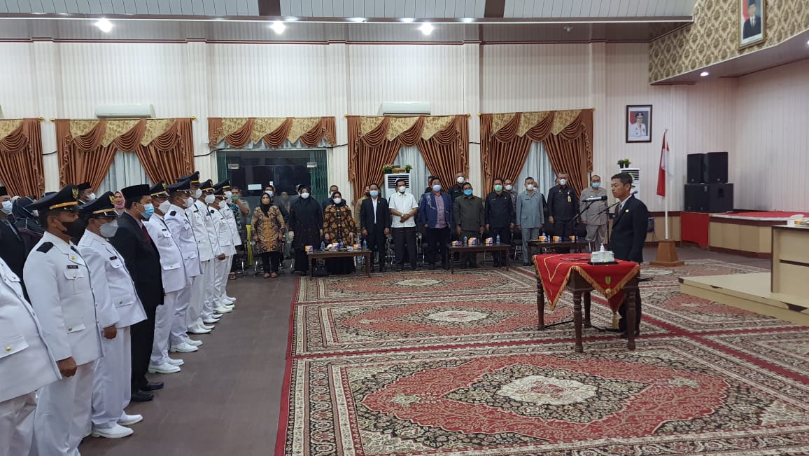 Bupati Rohil Kembali Lantik Puluhan Pejabat Eselon II Hingga Camat Dan Lurah