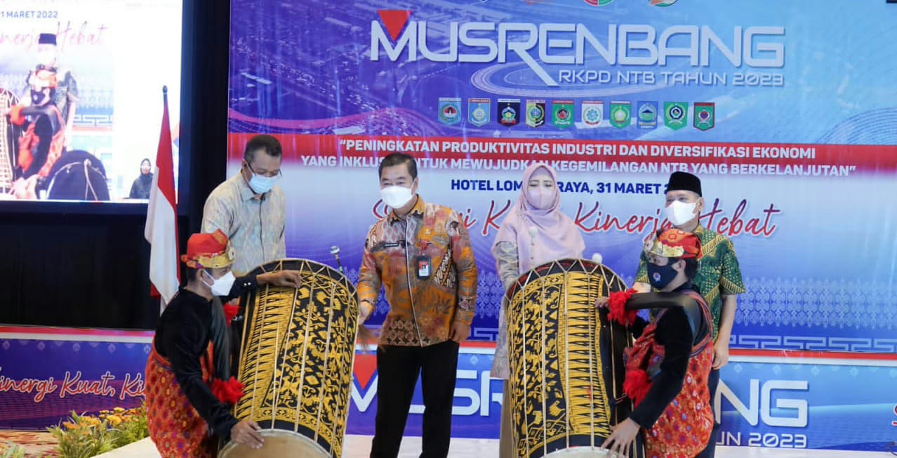 Dirjen Bangda Kemendagri : Capaian Makro Ekonomi Pemprov NTB Relatif Baik