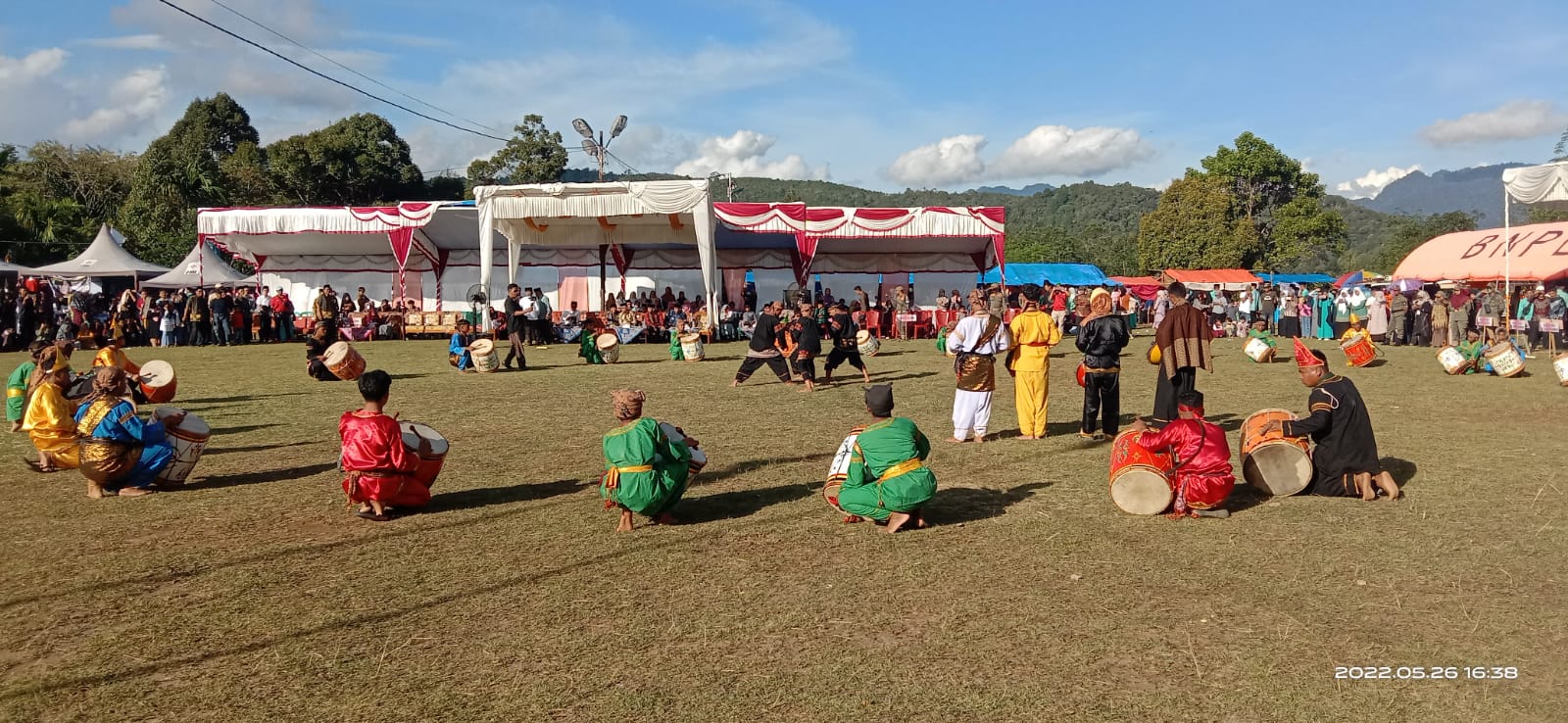 Tarian Massal di Acara Pembukaan MTQ Ke-XL Kabupaten Agam, Memukau Mata Ribuan Penonton