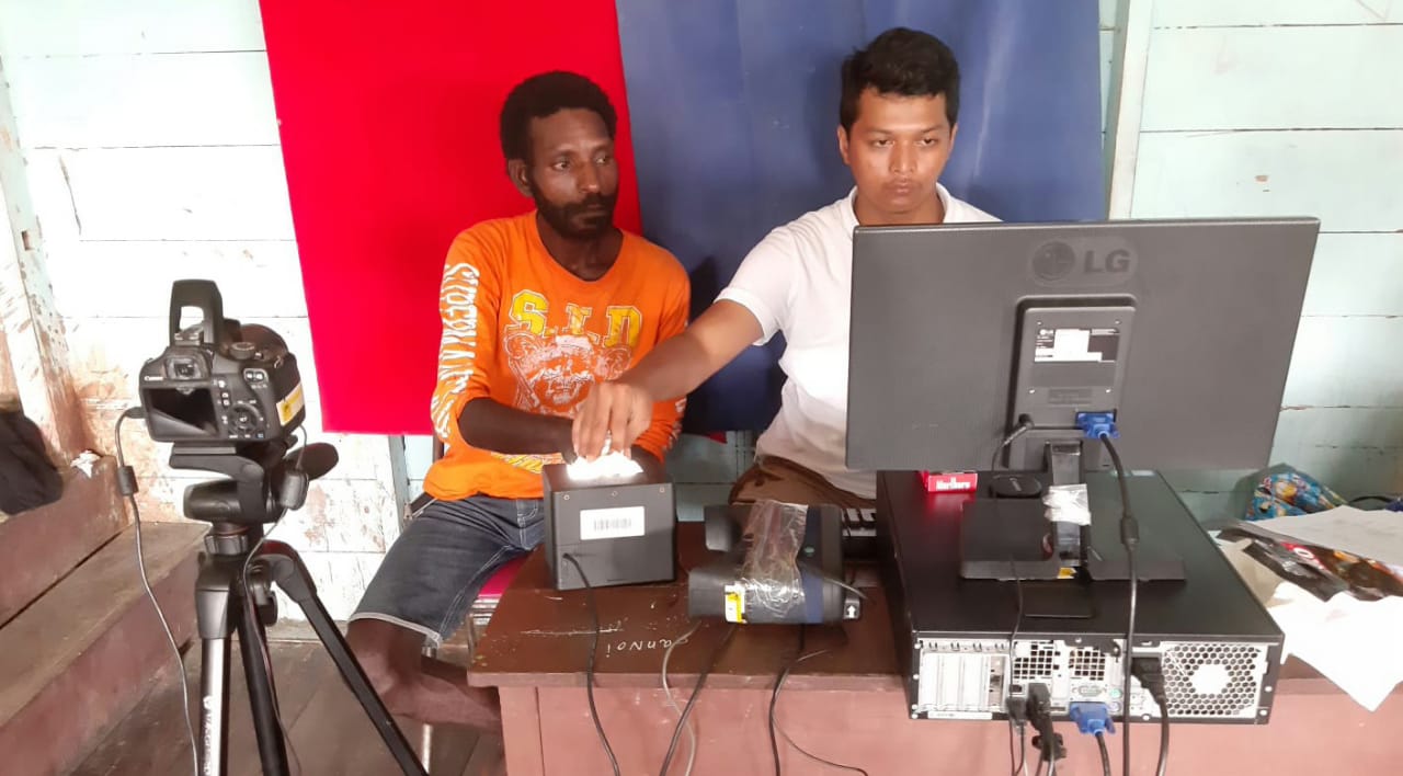 Tim GISA Dukcapil Tiba di Papua Untuk Jemput Bola