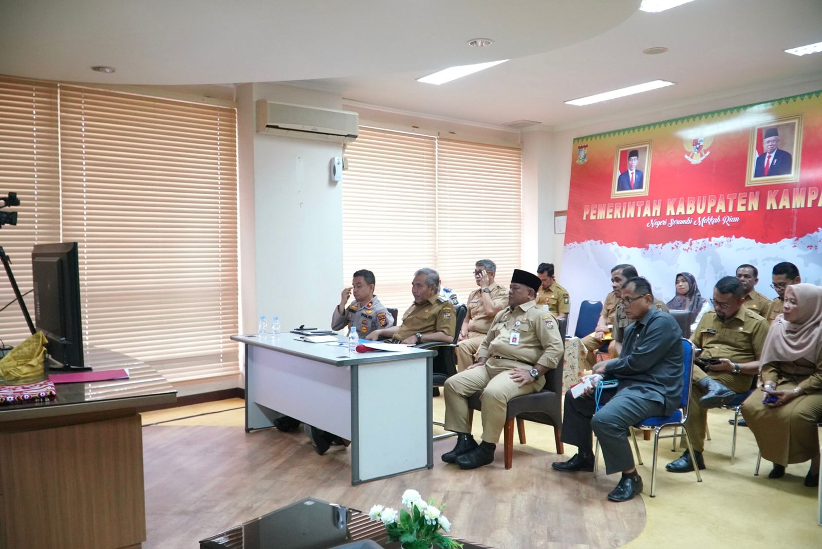 Pj.Bupati Kampar Ikut Rakor Virtual Tentang Pengendalian Inflasi Di Daerah