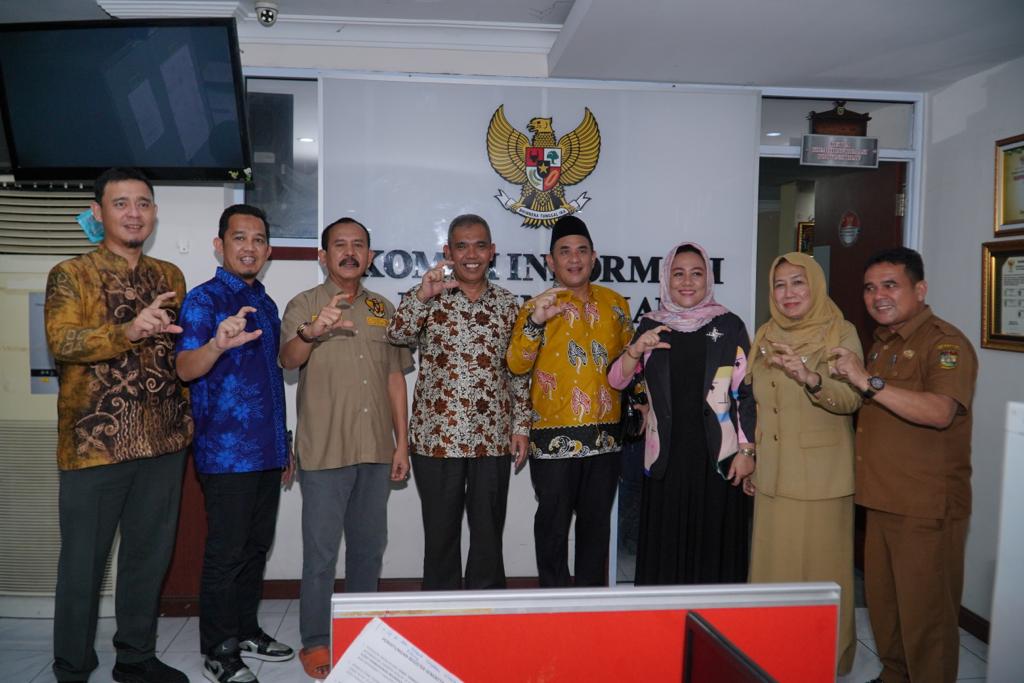 Lakukan Pertemuan Dengan KI Provinsi Riau Untuk Optimalisasi Persiapan HAKIN 2023, Pj. Bupati Kampar: Segerakan Penyelesaian Persiapan