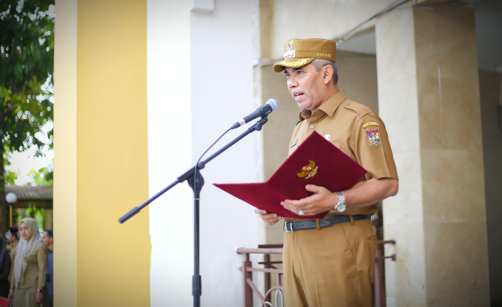 Pj. Bupati Kampar Pimpin Apel Gabungan OPD Di Lingkungan Pemerintah Kab. Kampar, Sekaligus Berpamitan Akhir Masa Tugas