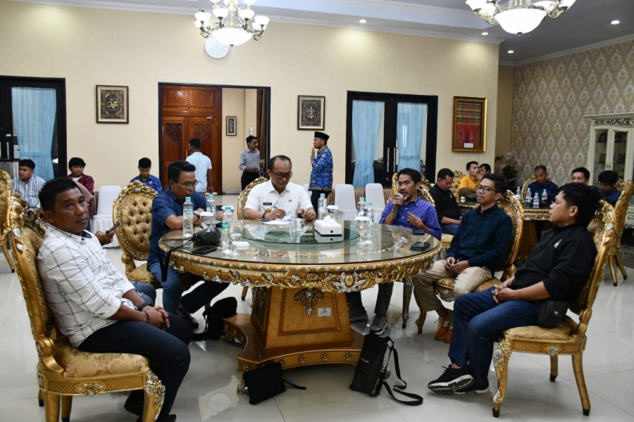 Pj Gubernur Zudan Ajak Media Bantu Promosikan Penguatan Branding Sulbar