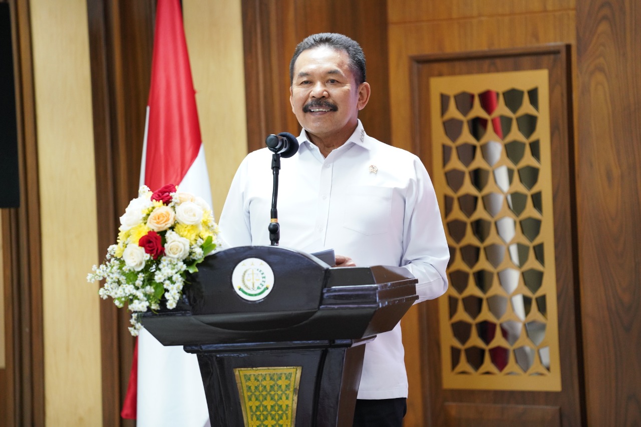 Jaksa Agung ST Burhanuddin : Membagi Kebaikan di Ruang Publik Adalah Suatu Kewajiban
