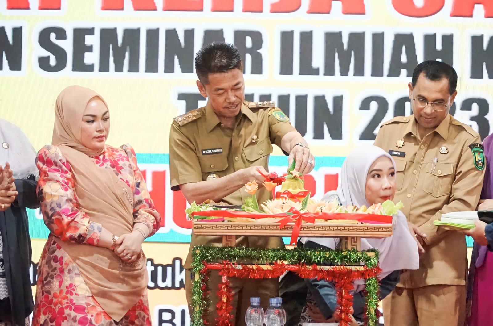 Bupati Rohil Buka Raker Cabang ll dan Seminar Ilmiah Kesehatan Bersempena HUT IBI Ke – 72