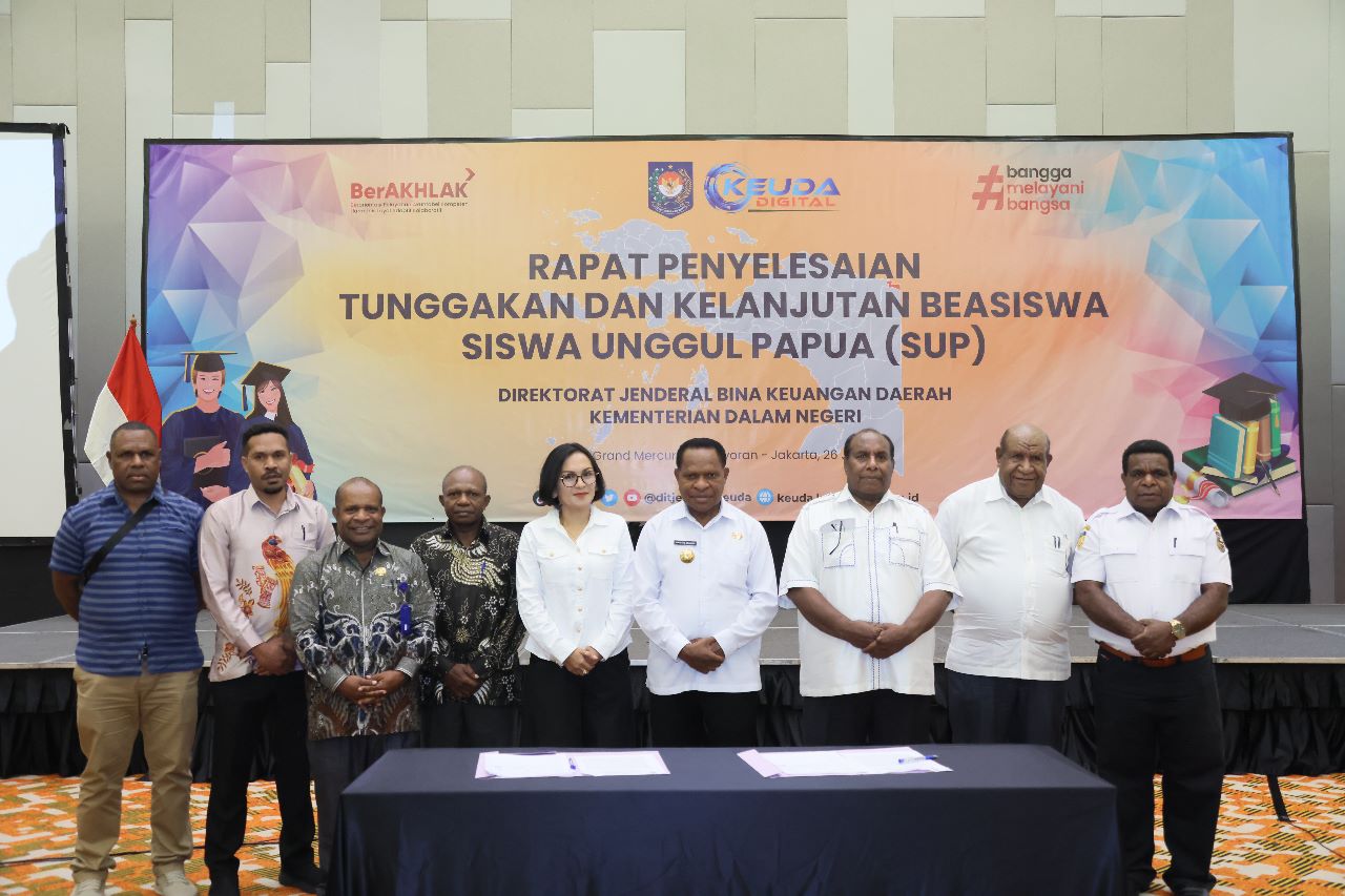 Kemendagri Kumpulkan Gubernur Bupati/ Walikota Se-Papua,Tunggakan Beasiswa Papua Selesai Paling Lambat 11 Agustus 2023