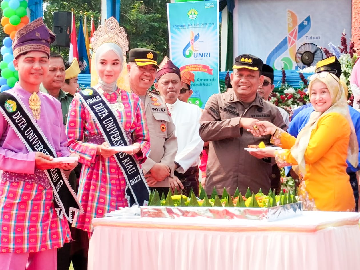 Asisten Pembinaan Kejaksaan Tinggi Riau Hadiri Milad Universitas Riau Ke – 61 Tahun 2023