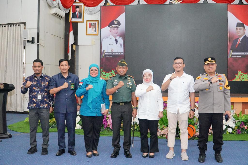 Kabut Asap Meningkat, Pemkab Kampar Ikuti Zoom Meeting Rakor Penanganan Inflasi dan Karhutla Bersama Gubri