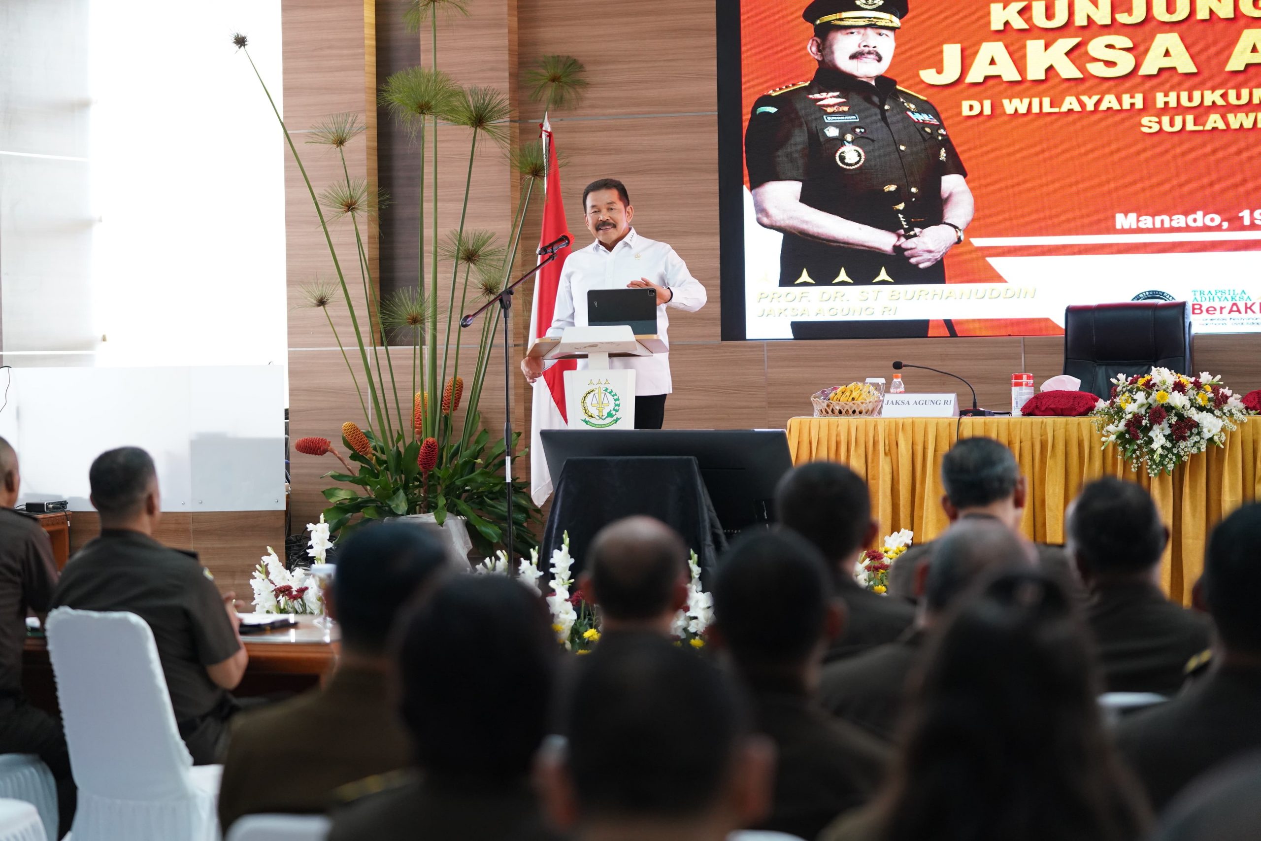 Jaksa Agung ST Burhanuddin : “Menjelang Pemilu Damai,Tingkatkan Komunikasi Publik Dan Jaga Netralitas Jaksa Sebagai Aparat Penegak Hukum”