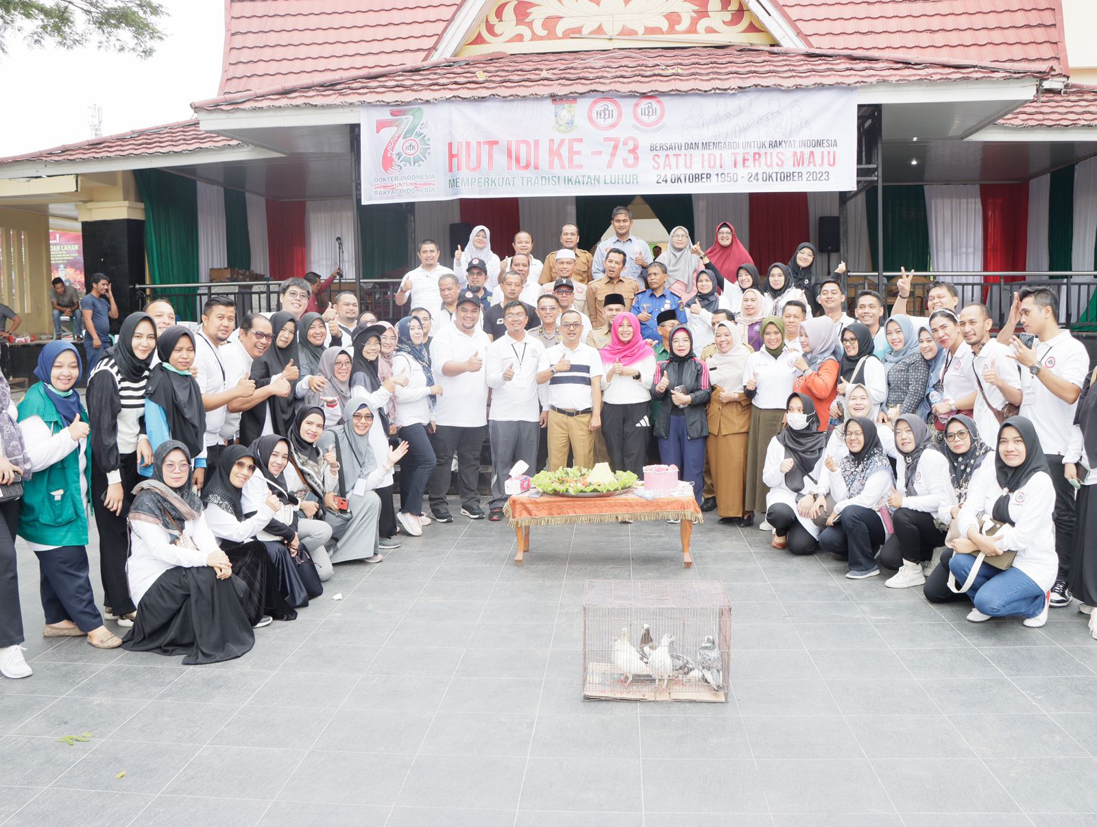 Puncak Peringatan HUT IDI Tahun 2023 Tingkat Kab.Kampar,Pj.Bupati Kampar : Dokter Memiliki Peran yang Penting, Strategis dan Istimewa Di Masyarakat