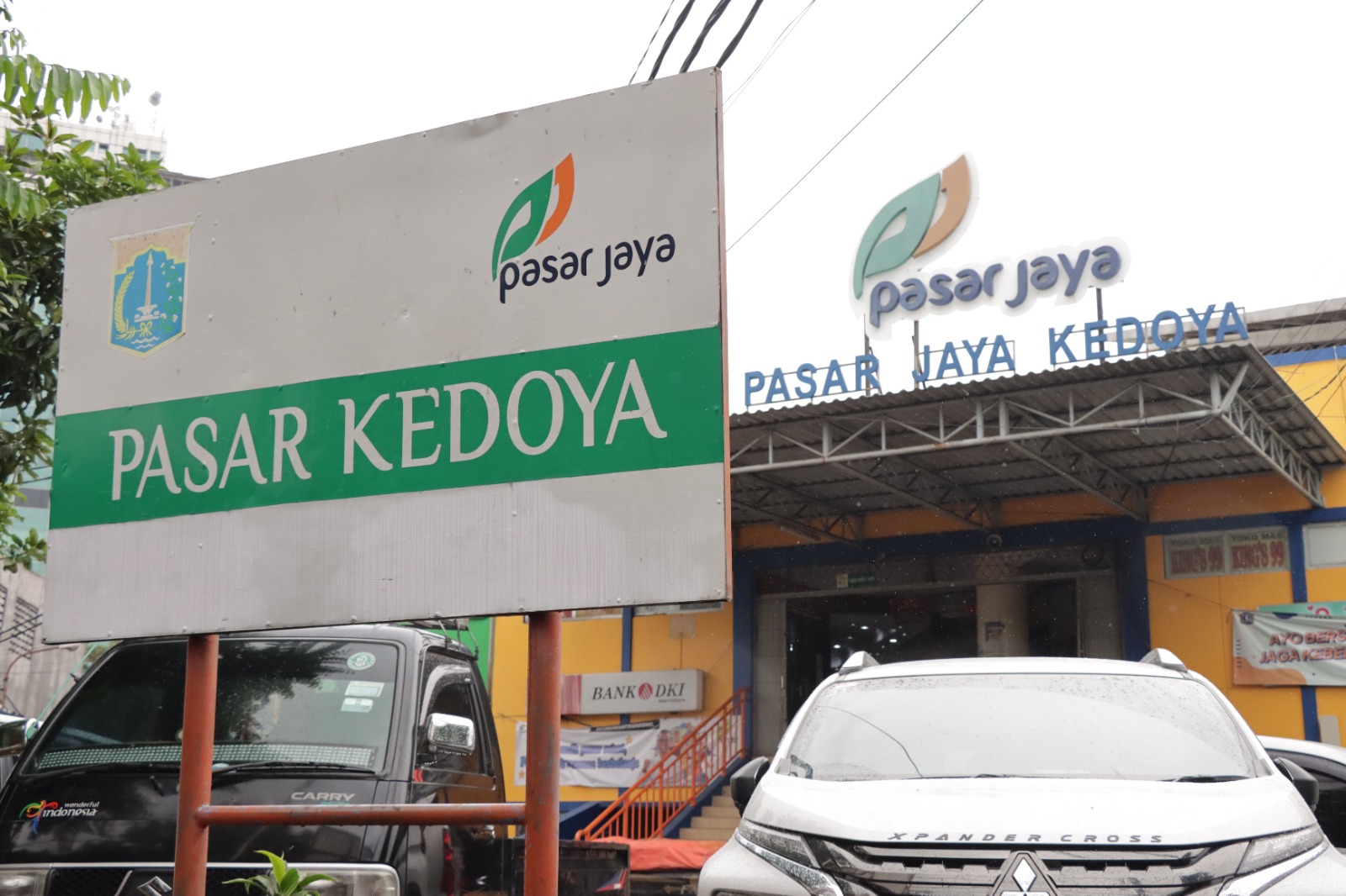 Pasar Kedoya, Jakarta Barat : Harga Beras Turun