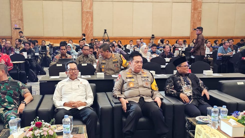 Kepala Kejaksaan Tinggi Riau Hadiri Rapat Pleno KPU Provinsi Riau