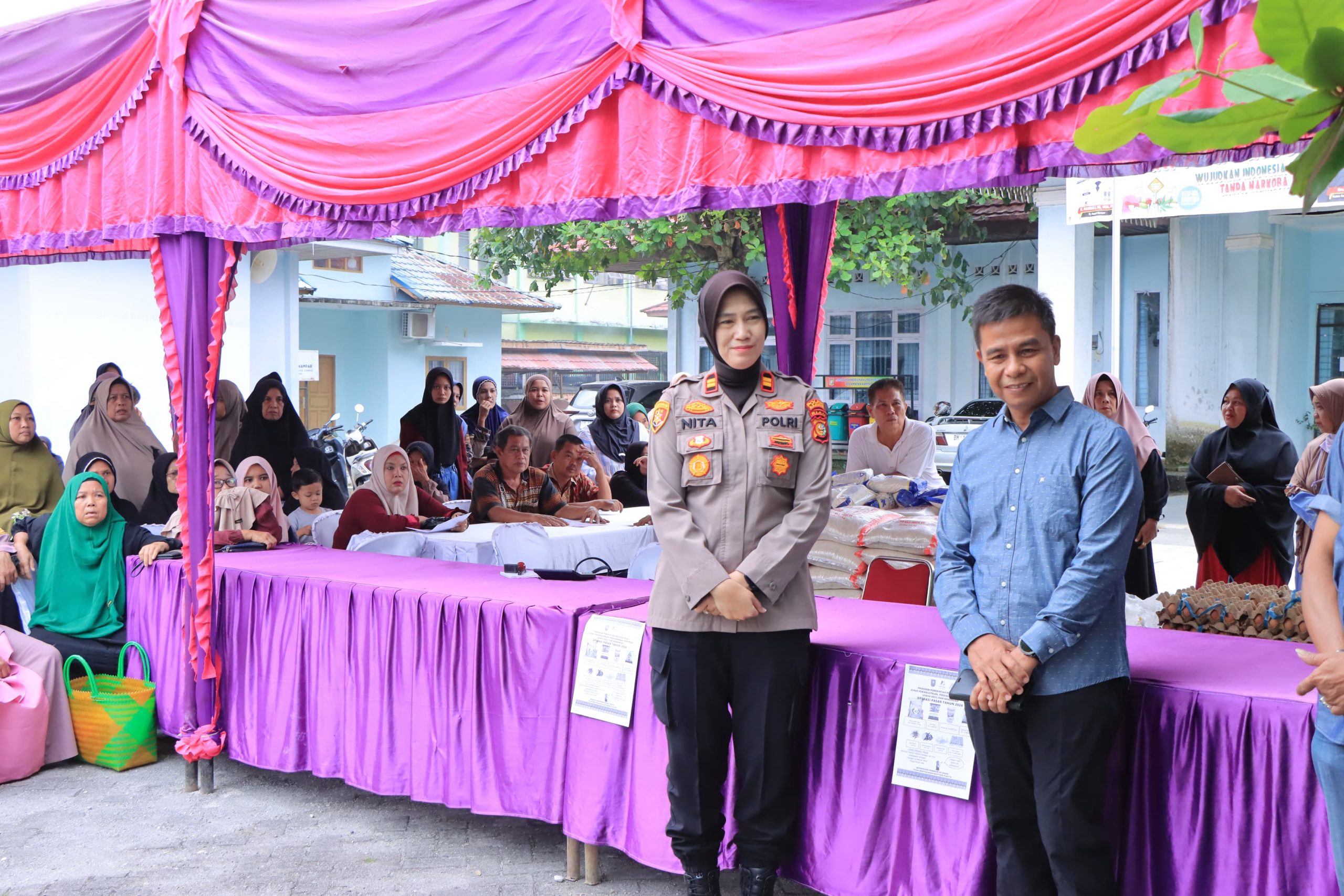 Percepat Pulihkan Perekonomian Masyarakat Disperindagkop Dan Ukm Kab. Kampar Gelar Pasar Murah Di Air Tiris