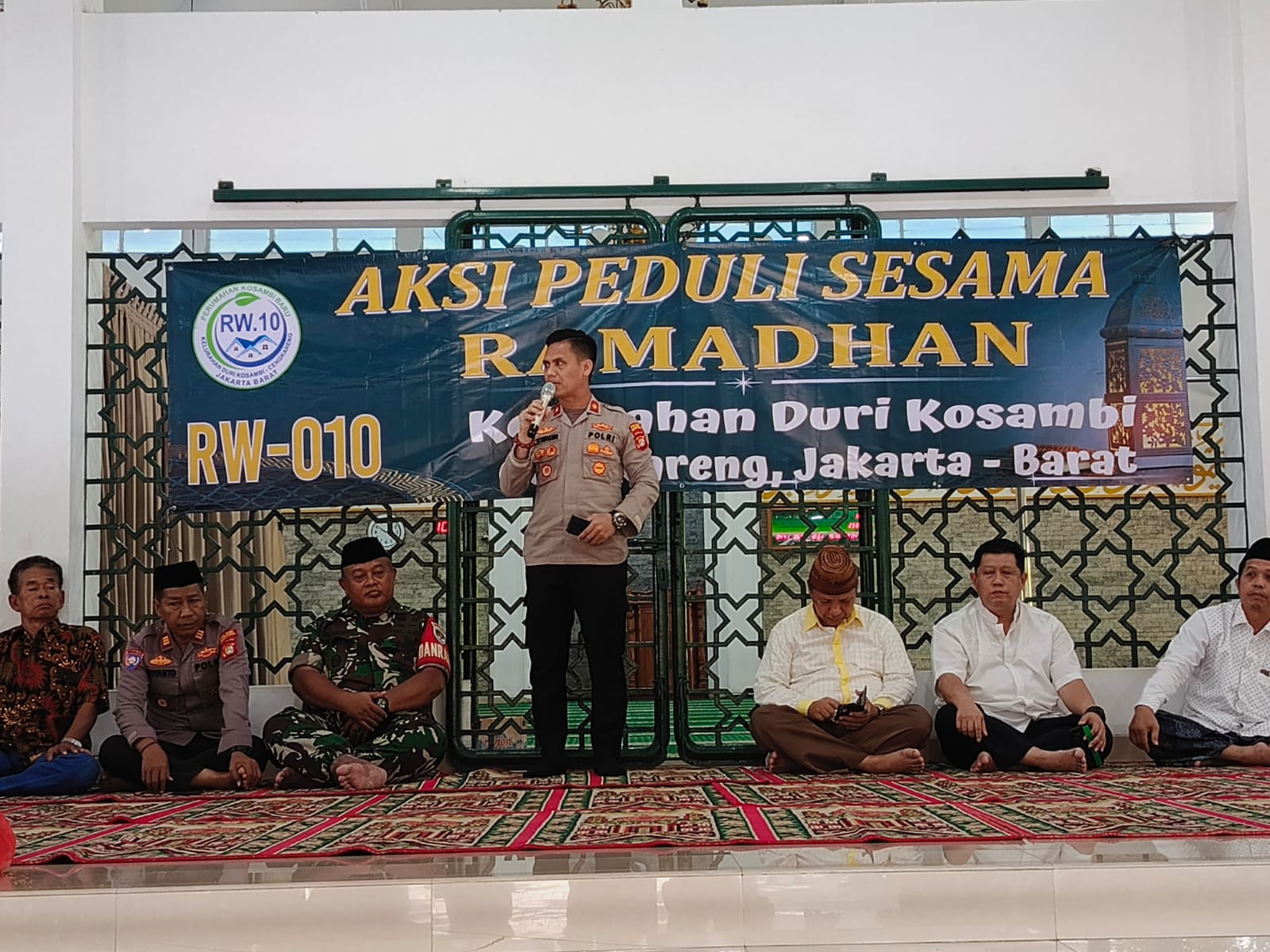 Aksi Peduli Sesama Ramadhan 1445 H/2024 M” di RW.010 Duri Kosambi,Salurkan 600 Paket Sembako