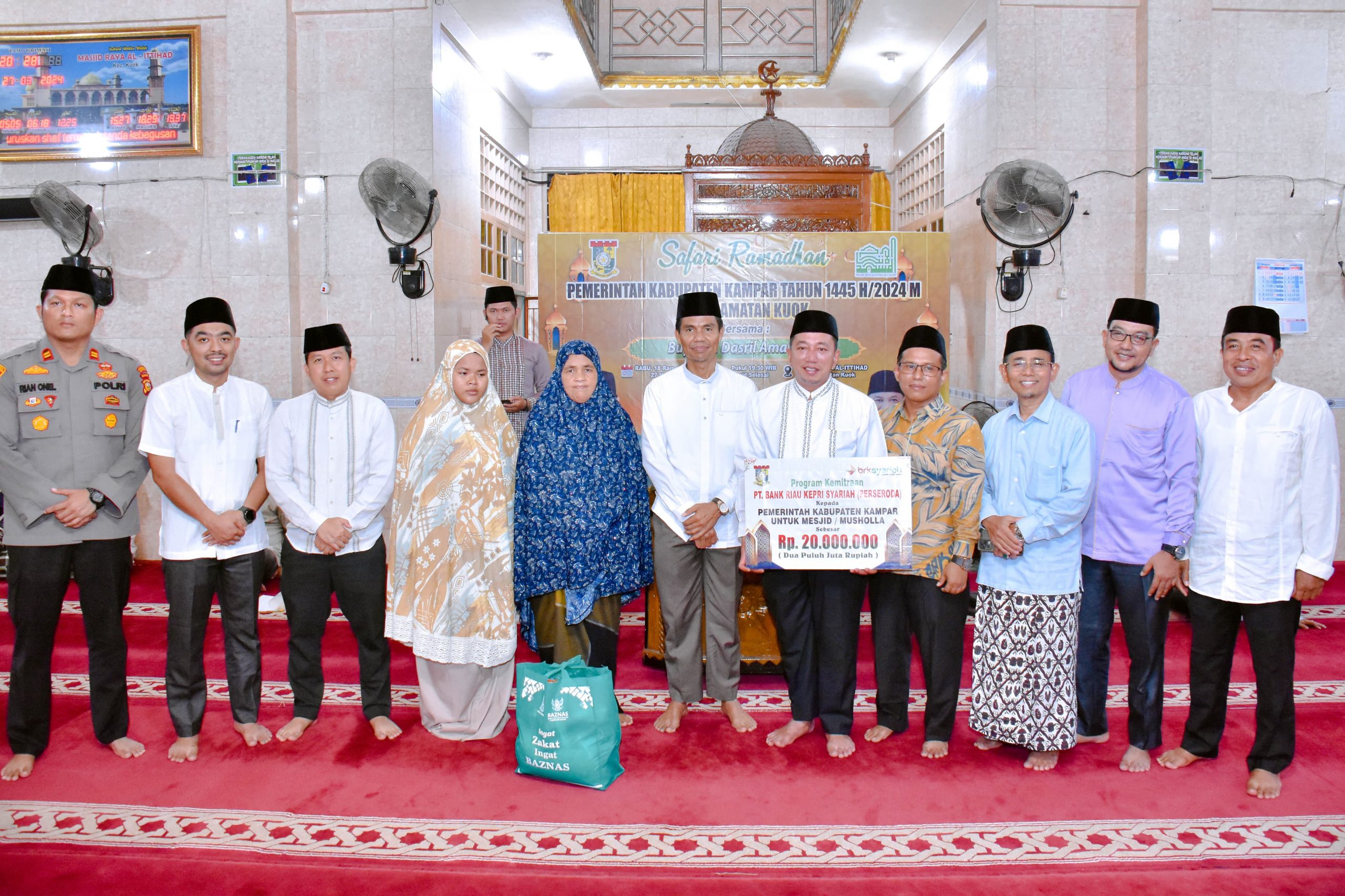 Tim I Safari Ramadhan Pemkab Kampar Ke Mesjid Al Ittihad Desa Kuok