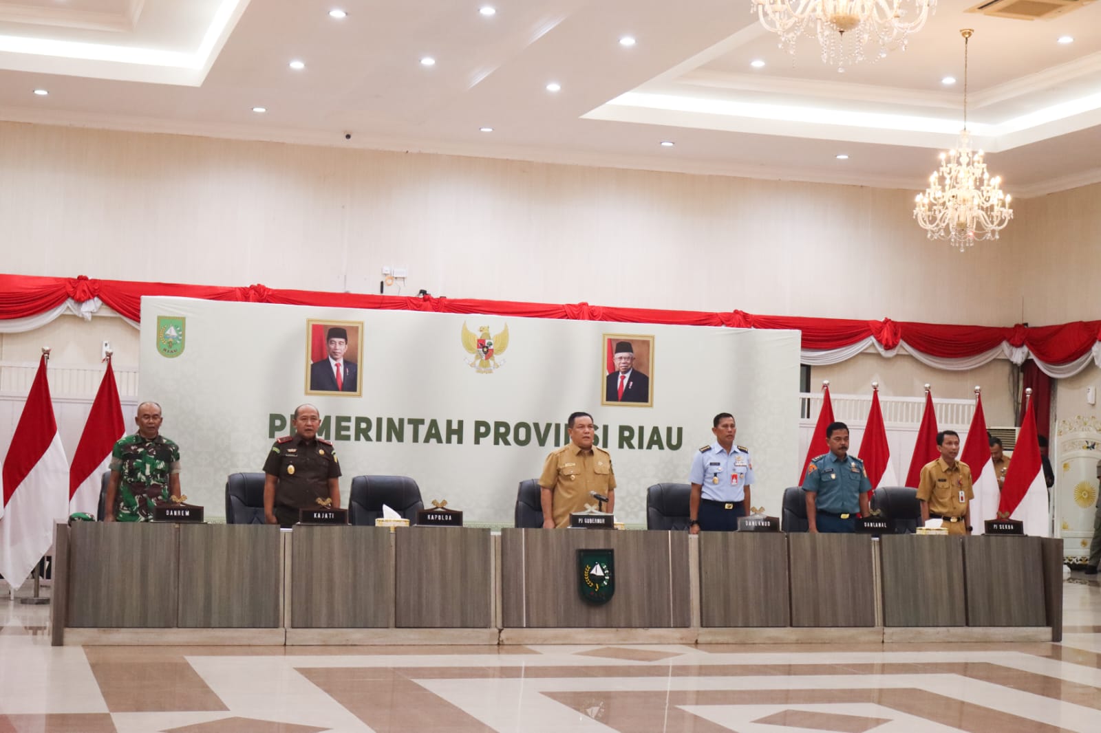 Wakajati Riau Hadiri Rakor Ketersediaan Bahan Pokok & Kesiapan Arus Mudik Lebaran Tahun 2024 Provinsi Riau