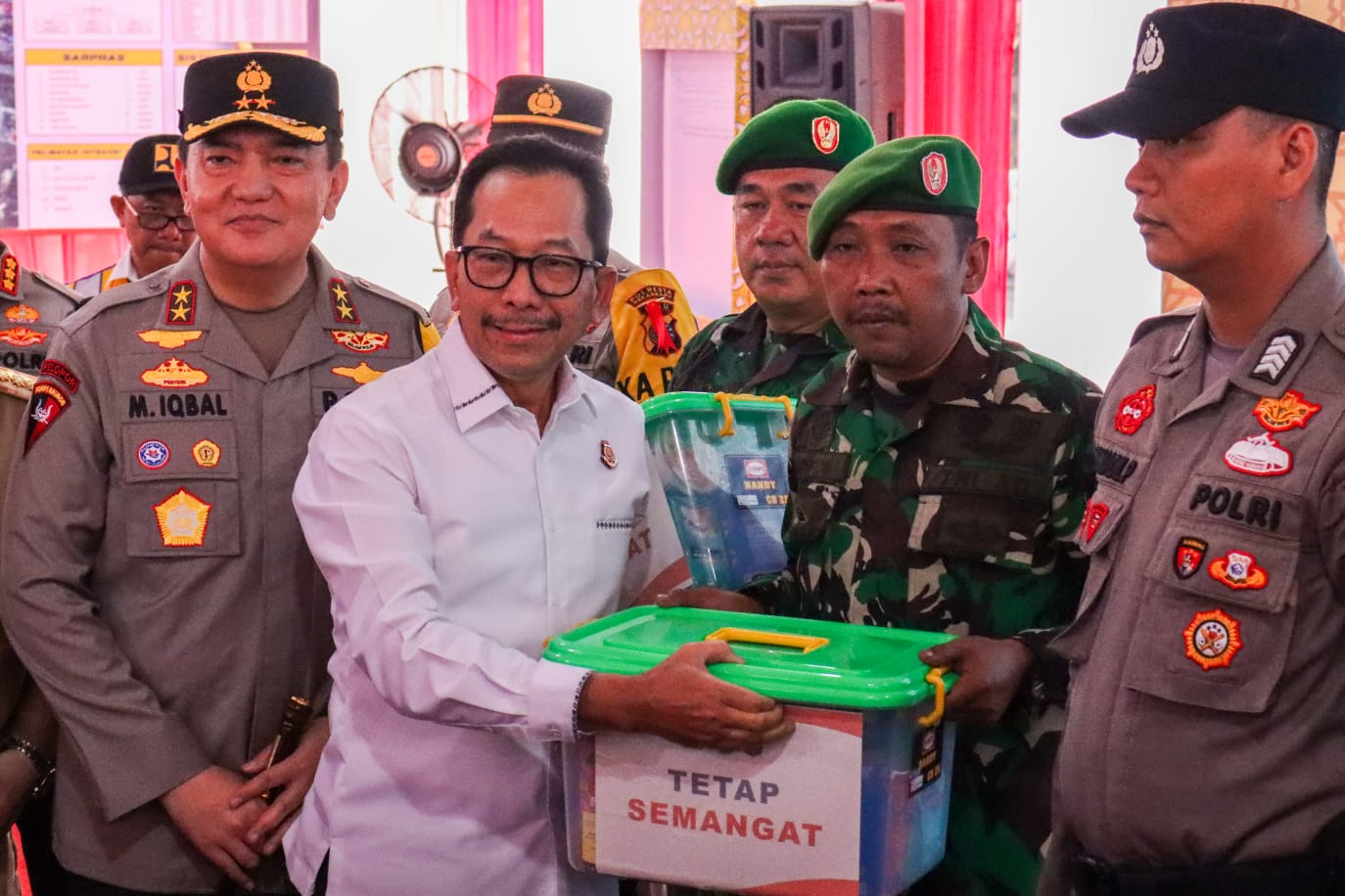 Kajati Riau Bersama FKPD Melakukan Peninjauan Pos Mudik Lebaran Tahun 2024